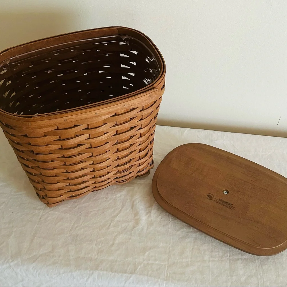 Longaberger 2008 Decorative Handmade Basket w/ Longaberger Custom Made. - Picture 7 of 11